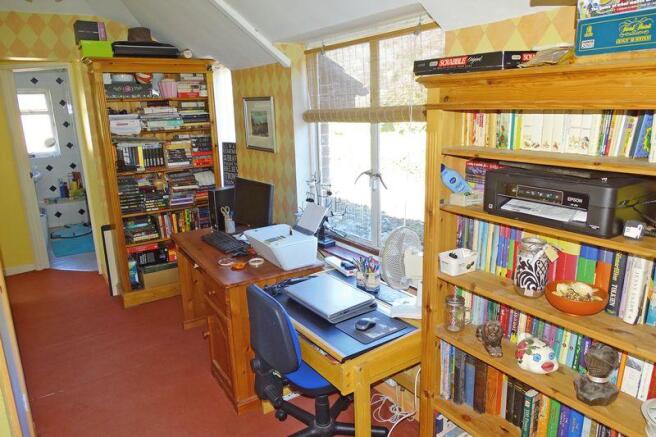 Photo 12