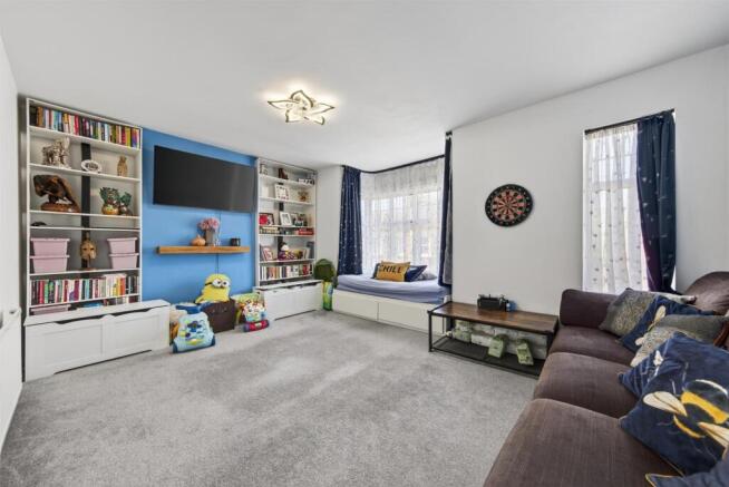 Flat3-65FosterHillRdWeb18.jpg
