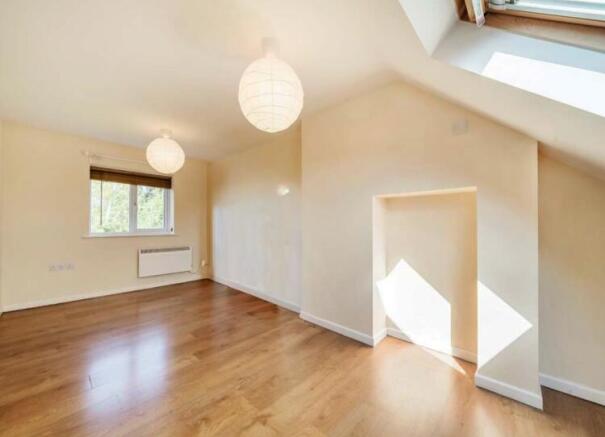 Photo - Bedroom1