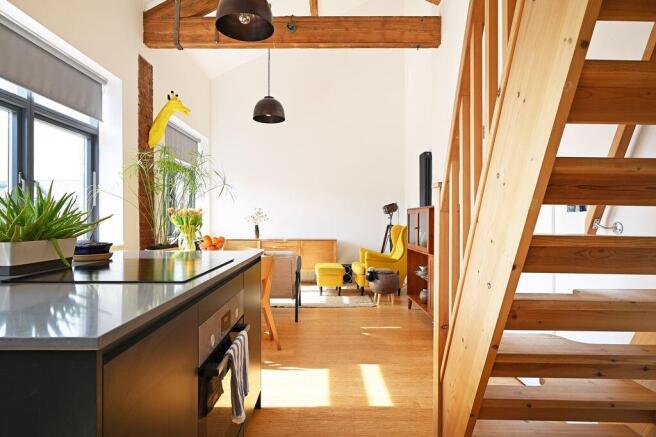 Ling Area/Kitchen