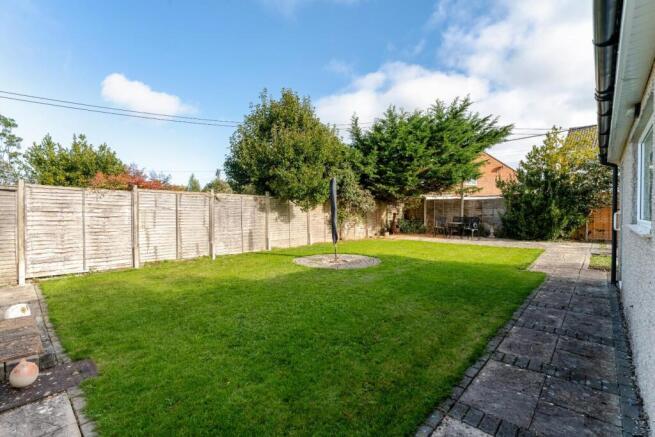 28 Bishops Road, BS49 4NG 53.jpeg