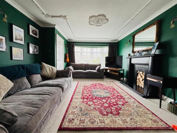Living Room: