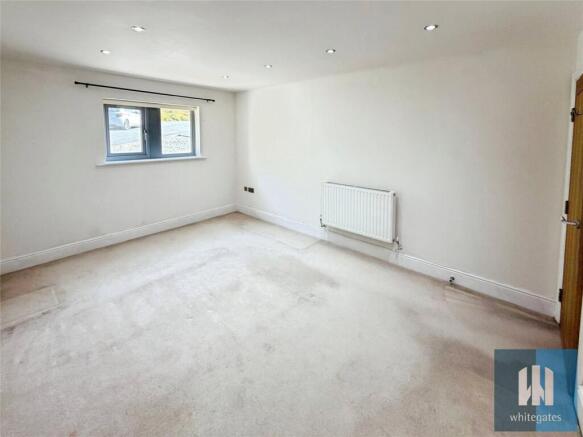2 bed Apartment to rent Image 5