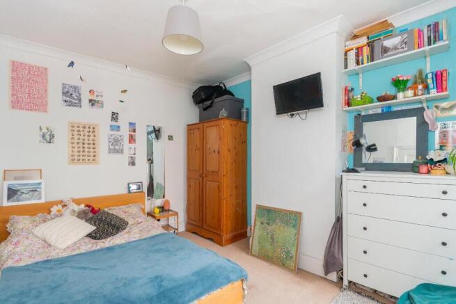 8D6RWH - Bedroom B.jpg