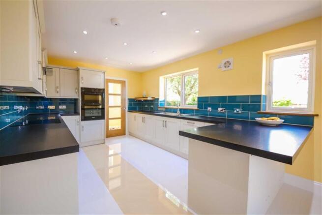 Dining Kitchen