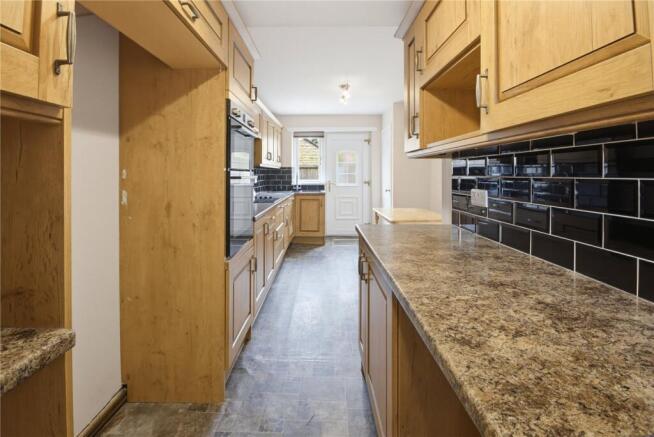 3 bed Terraced for sale Image 8