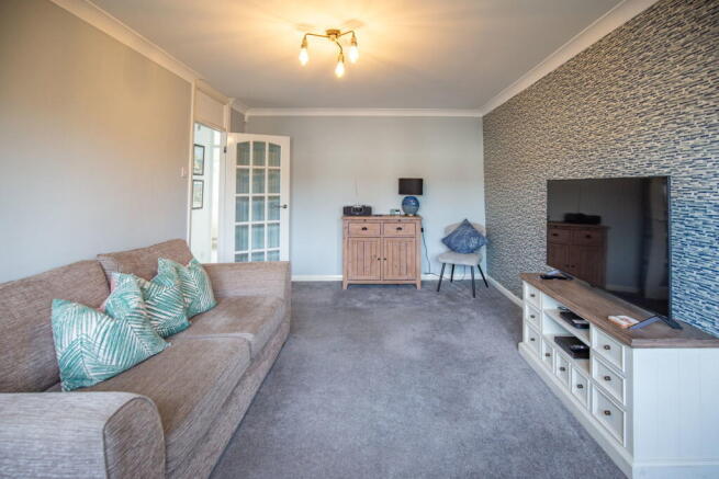 Debruse Avenue, Yarm, TS15 9QL photo 4