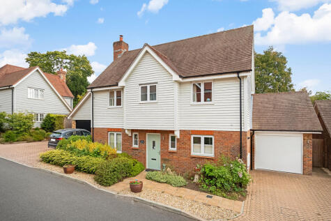 Cherry Tree Lane, Ewhurst, Cranleigh, Surrey, GU6