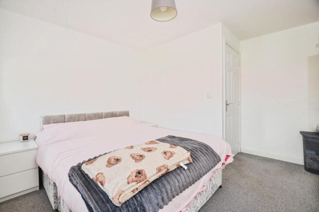 3 bed Not Specified for sale Image 12