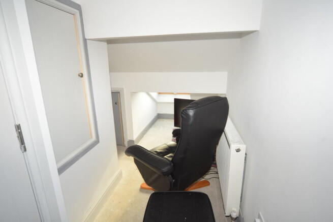 LOFT ROOM