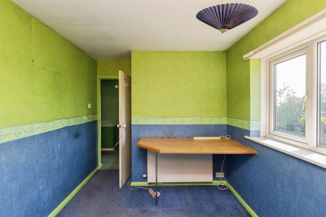 3 bed Semi-Detached for sale Image 12