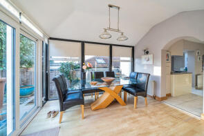 30, Hillcroft Crescent, Oxhey Hall WD19 4NY