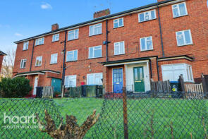 134, Hillyfields, Loughton IG10 2PX
