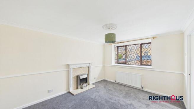 3 bed Semi-Detached to rent Image 4