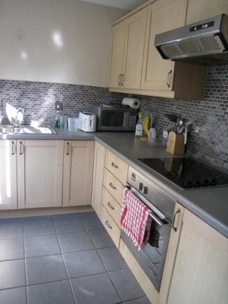 Fitted kitchen