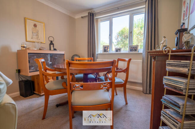 3 bed Semi-Detached for sale Image 10