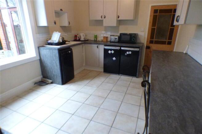 Kitchen (2)