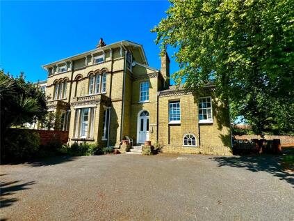 Highfield, Lymington, Hampshire, SO41