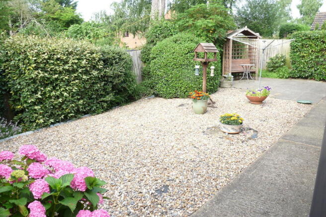 Photo 10