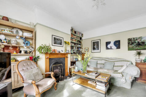 Dollis Hill Avenue, London NW2