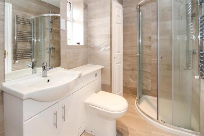 Bathroom.JPG
