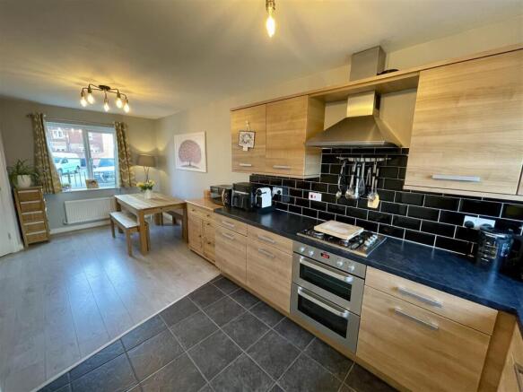 Kitchen / Diner
