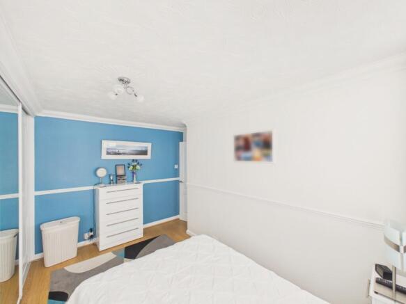 3 bed Semi-Detached for sale Image 9
