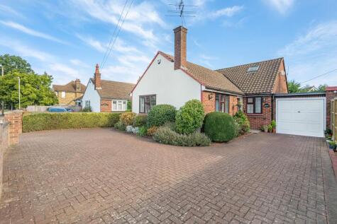 Easdale, Hawkshead Road, Potters Bar, EN6
