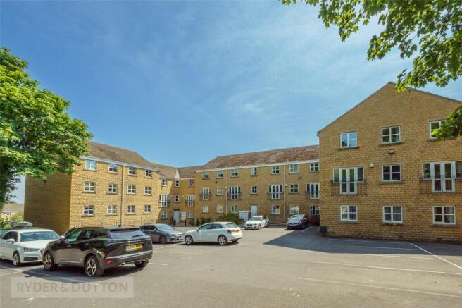 2 bed Apartment for sale Image 11