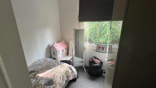 3 bed House to rent Image 12