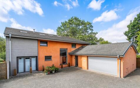 Holyhead Road, Wellington, Telford, Shropshire, TF1 2EZ