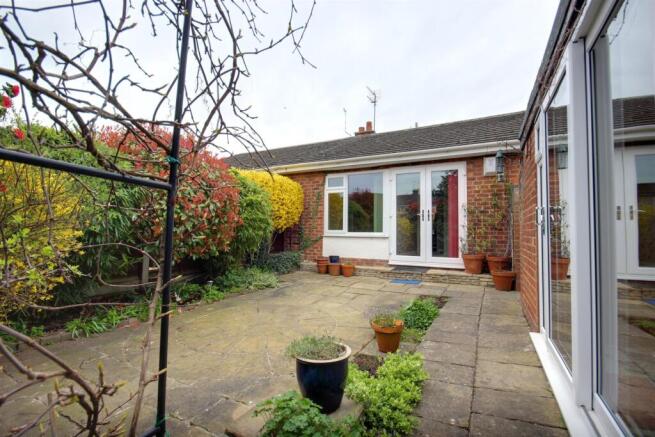 2 bed Semi-Detached for sale Image 9