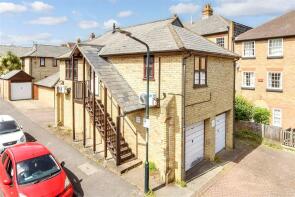 2, Hawkwood Close, Rochester ME1 1HW