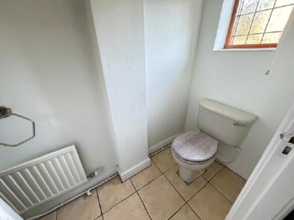 D/S Bathroom
