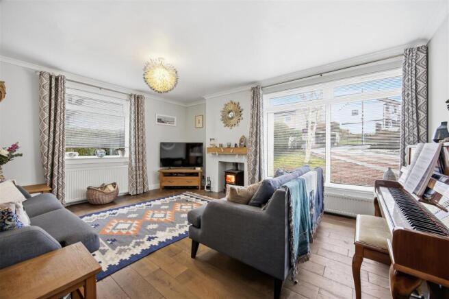 103_LARKFIELD_RD_LENZIE_017.JPG