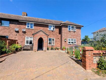 Holly Close, Little Bealings, Woodbridge, Suffolk, IP13