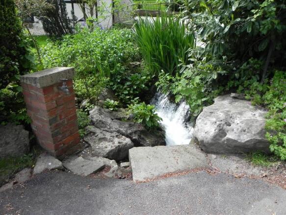 Front waterfall