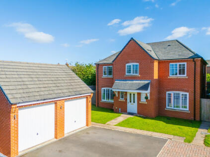 Groves Way, Kidderminster, DY11