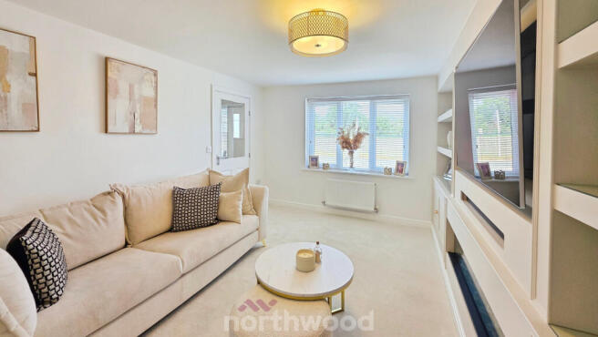 5 bed Detached for sale Image 9