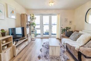 Flat 3, 88, Fen Street, Brooklands, Milton Keynes MK10 7ET