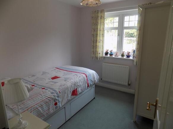 Photo 12