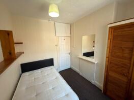 11, Lucas Street, Woodhouse, Leeds LS6 2JD