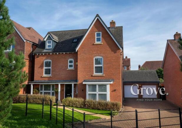5-bed detached on 2, Jade Drive, Hagley, £830,000