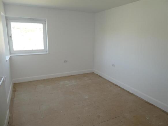 bed1pic2.JPG