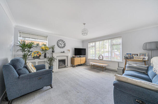 1358153-1-68d1559...