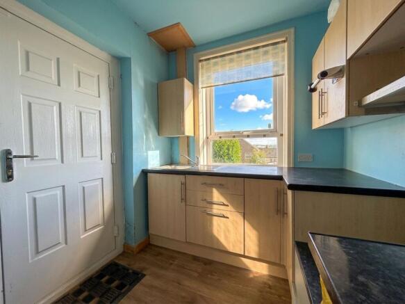 3 bed Semi-Detached for sale Image 5