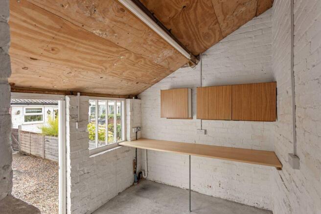 2 bed Terraced for sale Image 12