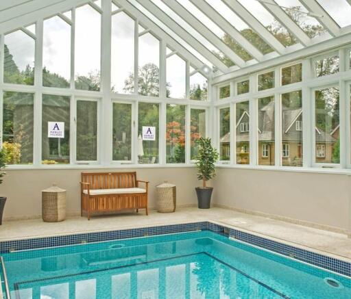 Willicombe Park, Tunbridge Wells, Kent, TN2 photo 4