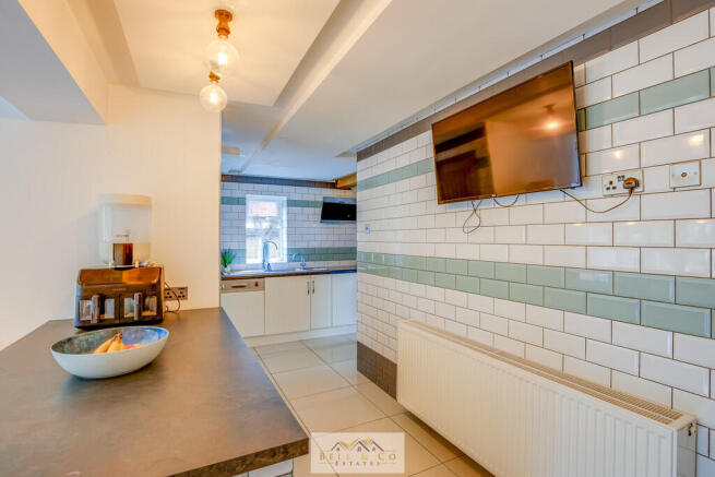 2 bed Semi-Detached for sale Image 7
