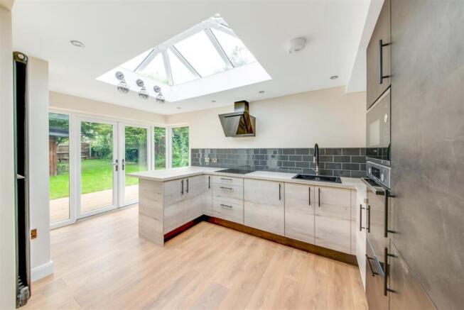 OPEN PLAN DINING KITCHEN
